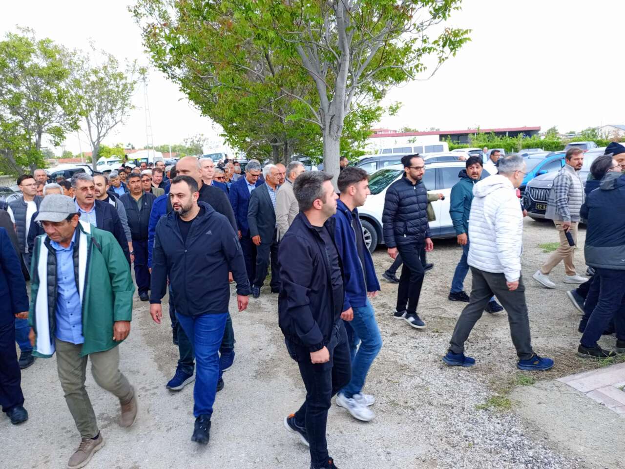 Konya’da sevenleri Recep Konuk’un oğlu Fatih Konuk’a son görevini yaptı 8